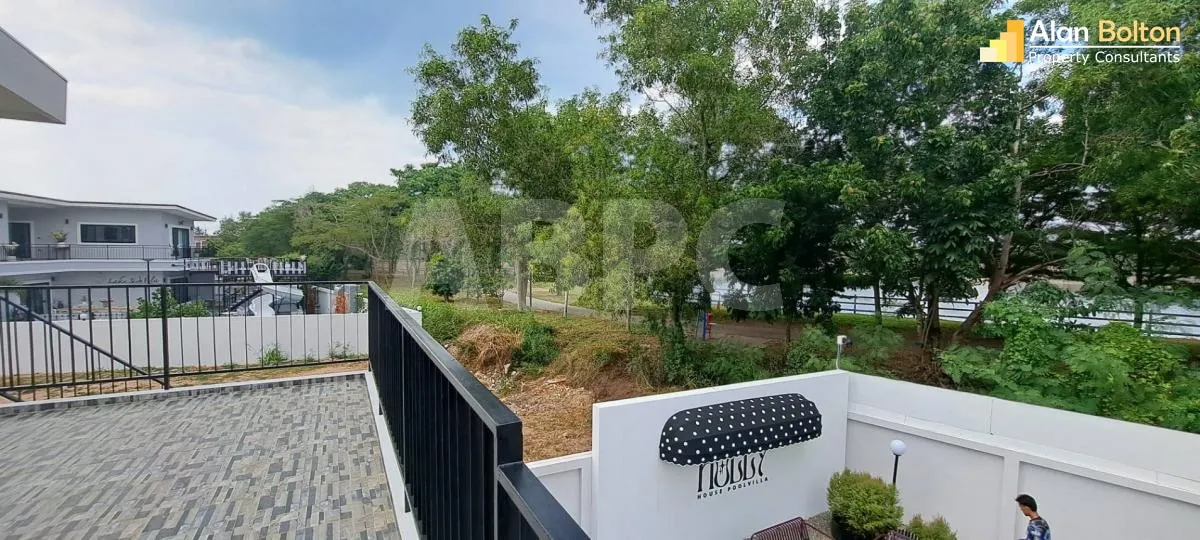 Modern 6 Bed 5 Bath Pool Villa in East Pattaya ABPC1075 photo 16
