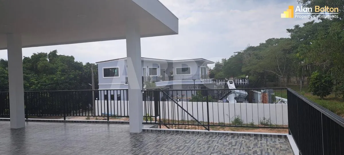 Modern 6 Bed 5 Bath Pool Villa in East Pattaya ABPC1075 photo 22