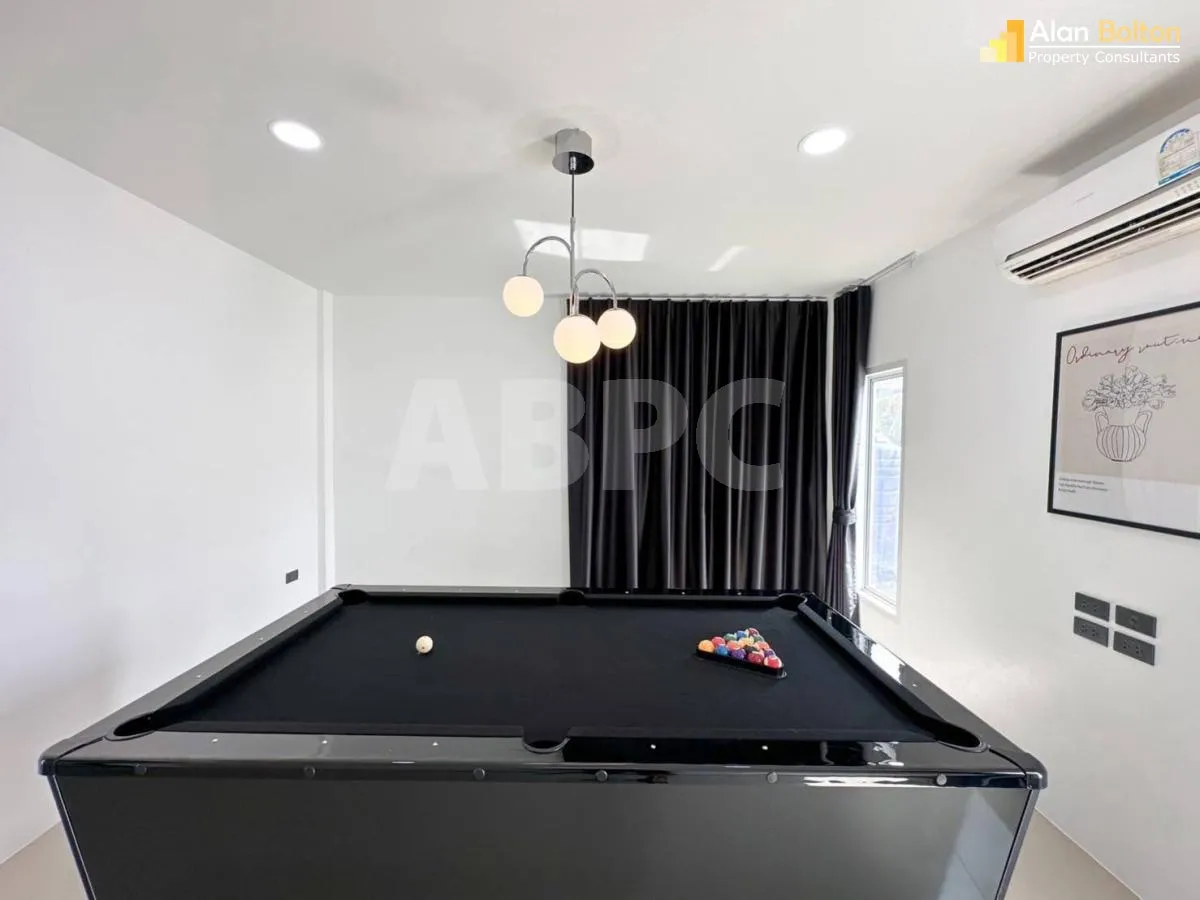 Modern 6 Bed 5 Bath Pool Villa in East Pattaya ABPC1075 photo 7