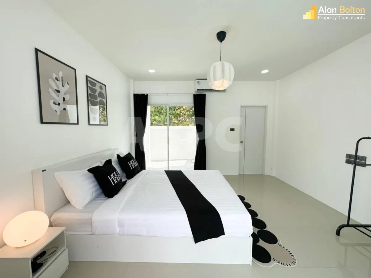 Modern 6 Bed 5 Bath Pool Villa in East Pattaya ABPC1075 photo 8