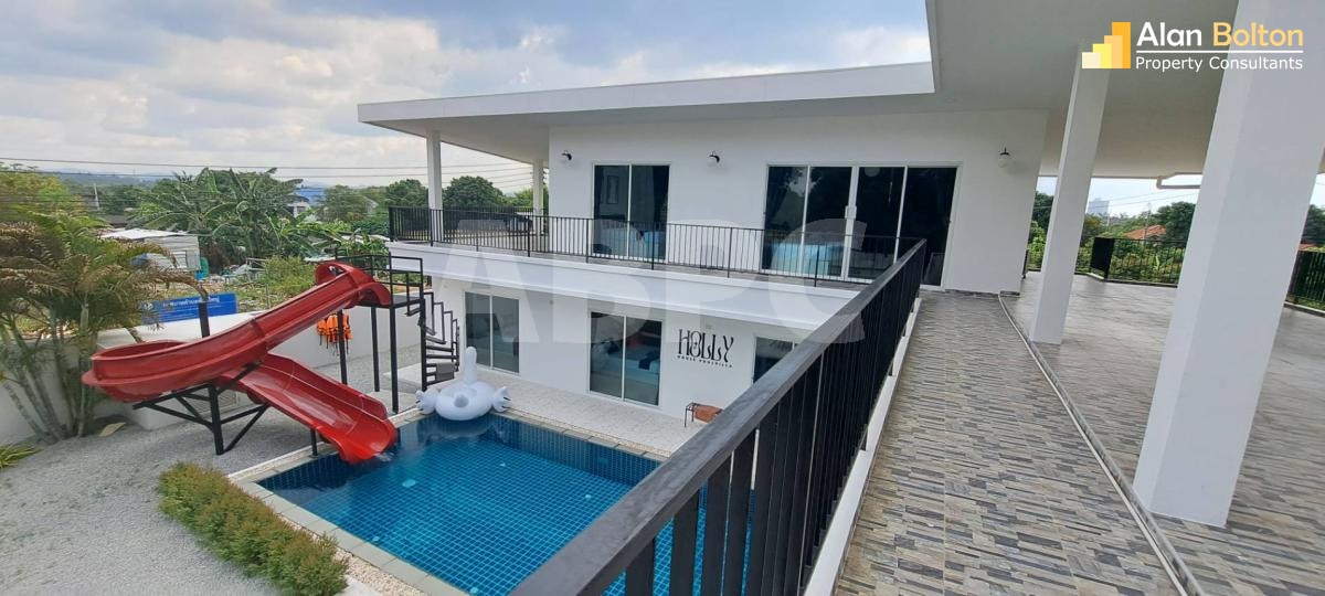Modern 6 Bed 5 Bath Pool Villa in East Pattaya ABPC1075 photo 3