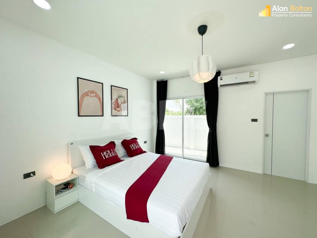 Modern 6 Bed 5 Bath Pool Villa in East Pattaya ABPC1075 photo 10