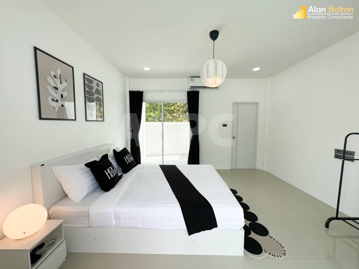 Modern 6 Bed 5 Bath Pool Villa in East Pattaya ABPC1075 photo 8