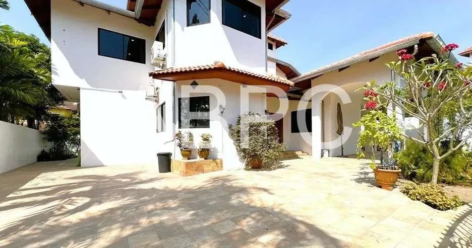 Fully Renovated 5 Bed 4 Bath House In East Pattaya