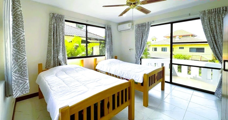 Fully Renovated 5 Bed 4 Bath House In East Pattaya photo 35
