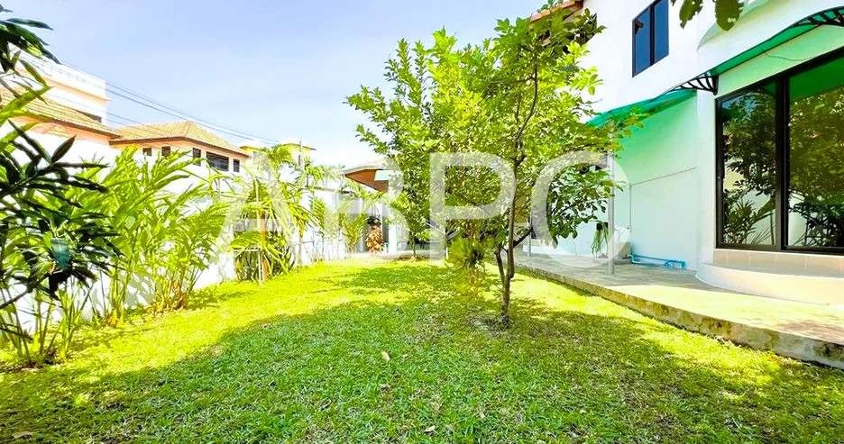 Fully Renovated 5 Bed 4 Bath House In East Pattaya photo 9