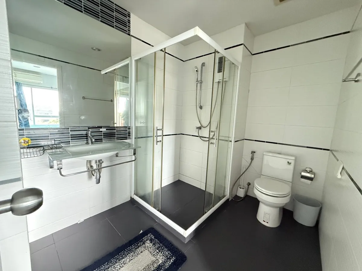 1 Bedroom 1 bathroom photo 12