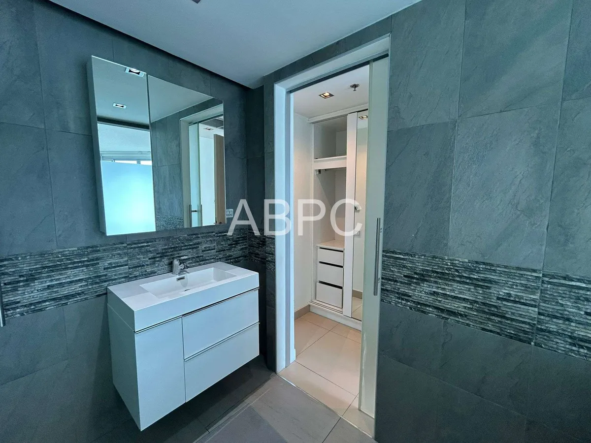 Sea View Condo For Rent photo 8