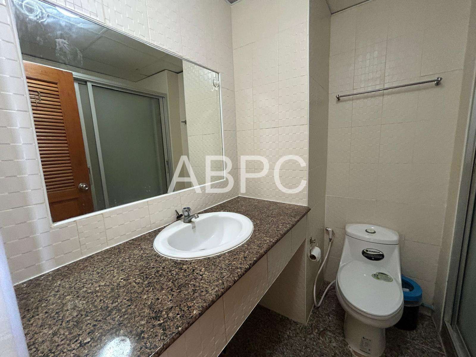 Studio Condo For Sale In Jomtien photo 6