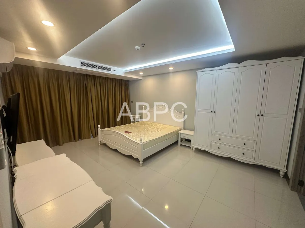 One Bedroom Two Bathroom Condo photo 6