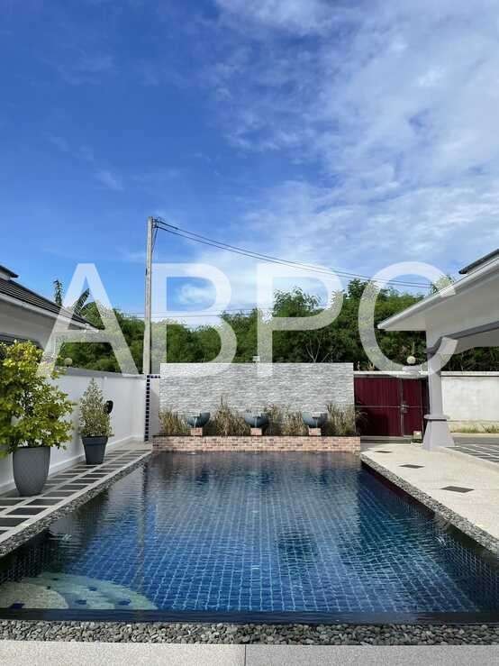 Newly Constructed Three Bedroom Four Bathroom Pool Villa photo 8