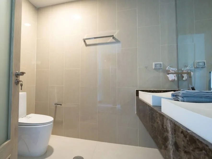 Modern 1 Bed Condo in Pratumnak - The Peak Towers photo 18
