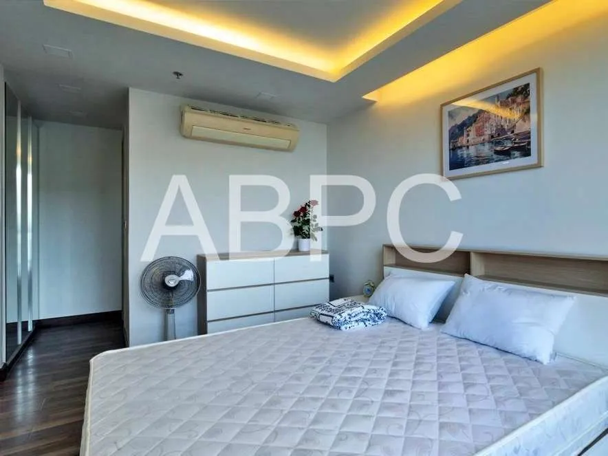 Modern 1 Bed Condo in Pratumnak - The Peak Towers photo 7