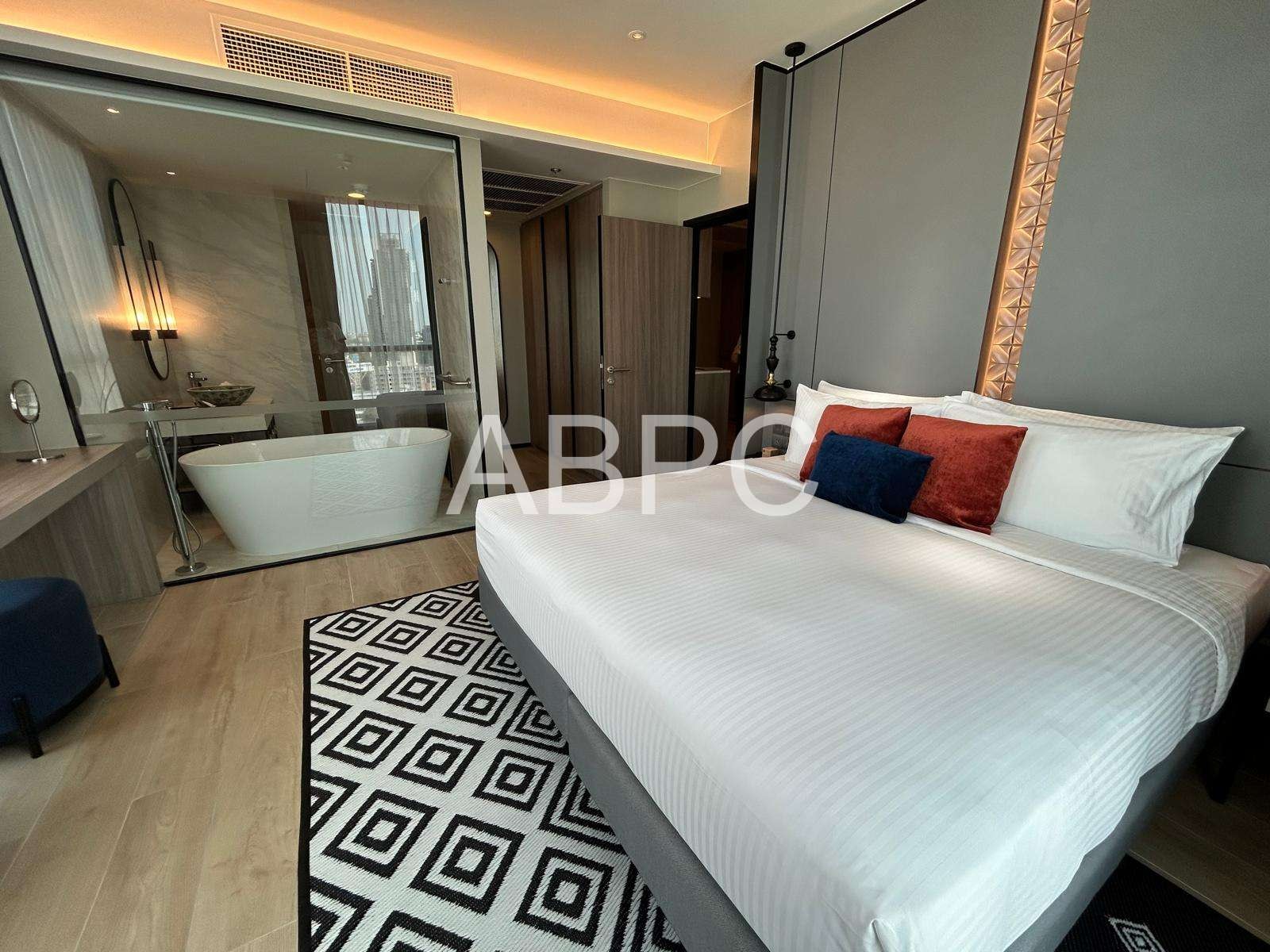 One Bedroom For Rent In Heart Of Pattaya photo 11