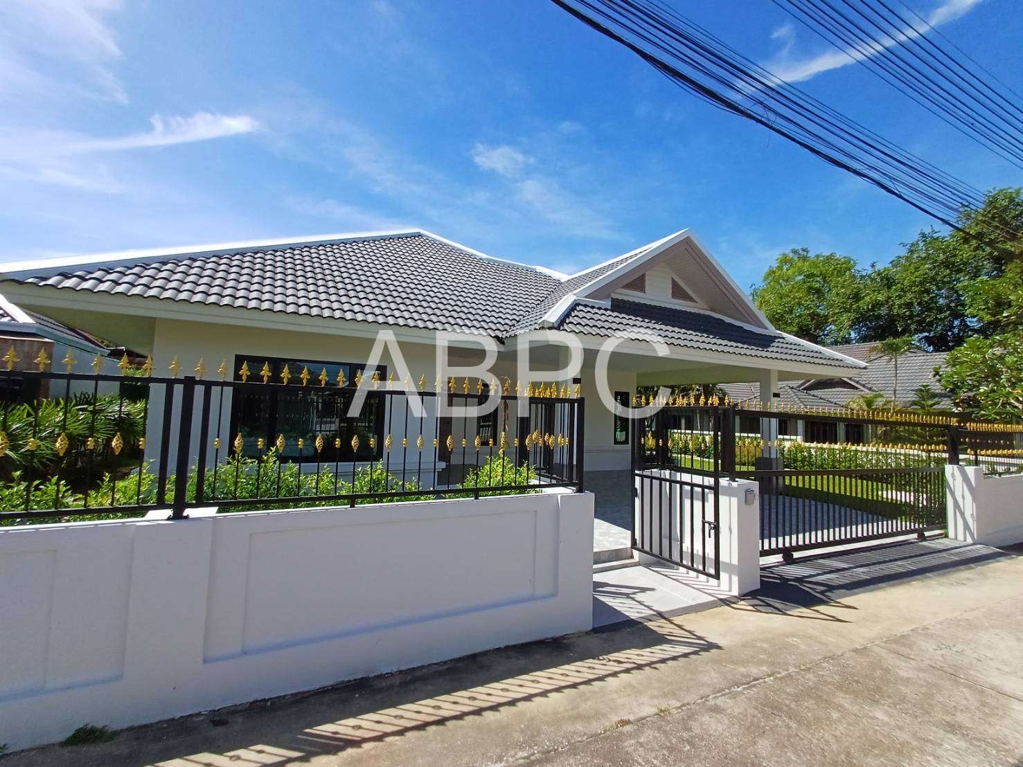 Newly Renovated 4 bedrooms 3 bathrooms in East Pattaya photo 3