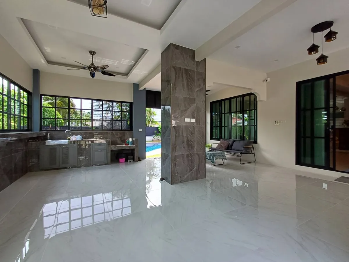 Charming Pool Villa 3 bedroom 5 bathrooms for Sale Near Mabprachan Lake East Pattaya photo 12