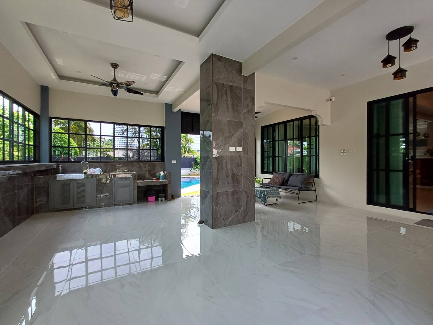 Charming Pool Villa 3 bedroom 5 bathrooms for Sale Near Mabprachan Lake East Pattaya photo 12