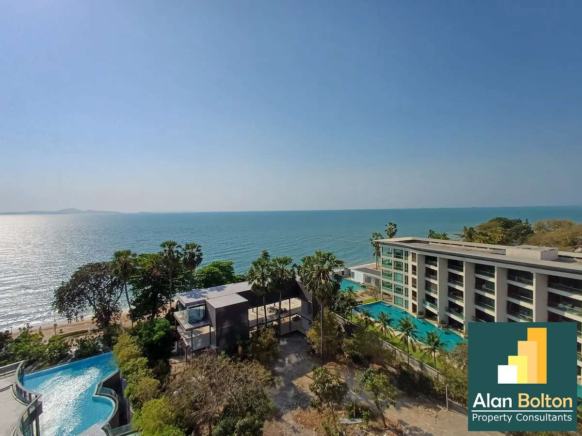 Luxury Beachfront 1 Bedroom 1 Bathroom Arom Wongamat for Sale and Rent photo 2
