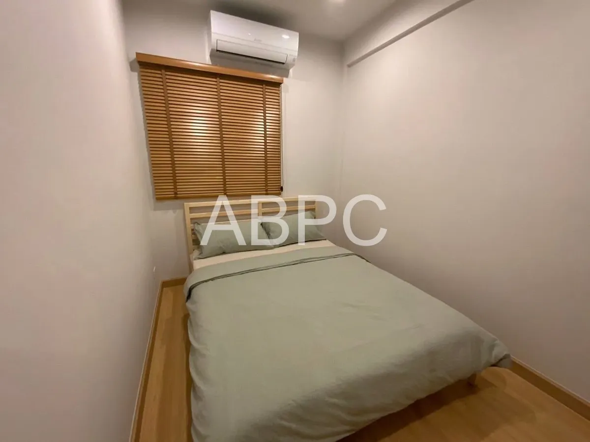 Townhouse 3 Bedrooms 2 Bathroom in East Pattaya photo 9
