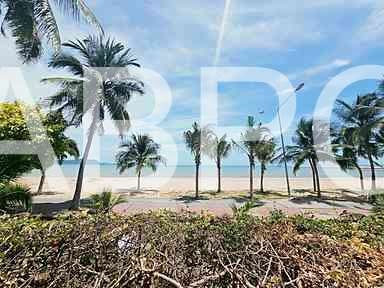 Newly Renovated Beachfront 3 Bedrooms 2 Bathrooms in Baan Somprasong (FQ) for Sale photo 3