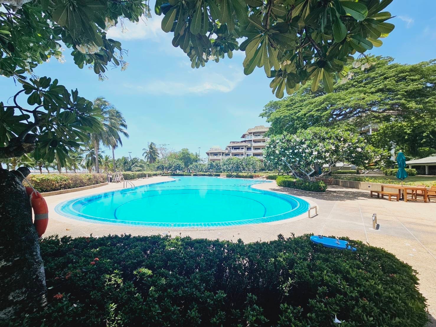 Newly Renovated Beachfront 3 Bedrooms 2 Bathrooms in Baan Somprasong (FQ) for Sale photo 28