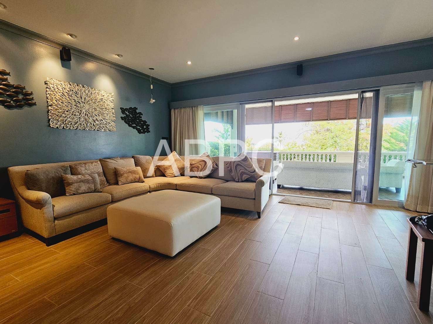 Newly Renovated Beachfront 3 Bedrooms 2 Bathrooms in Baan Somprasong (FQ) for Sale photo 18