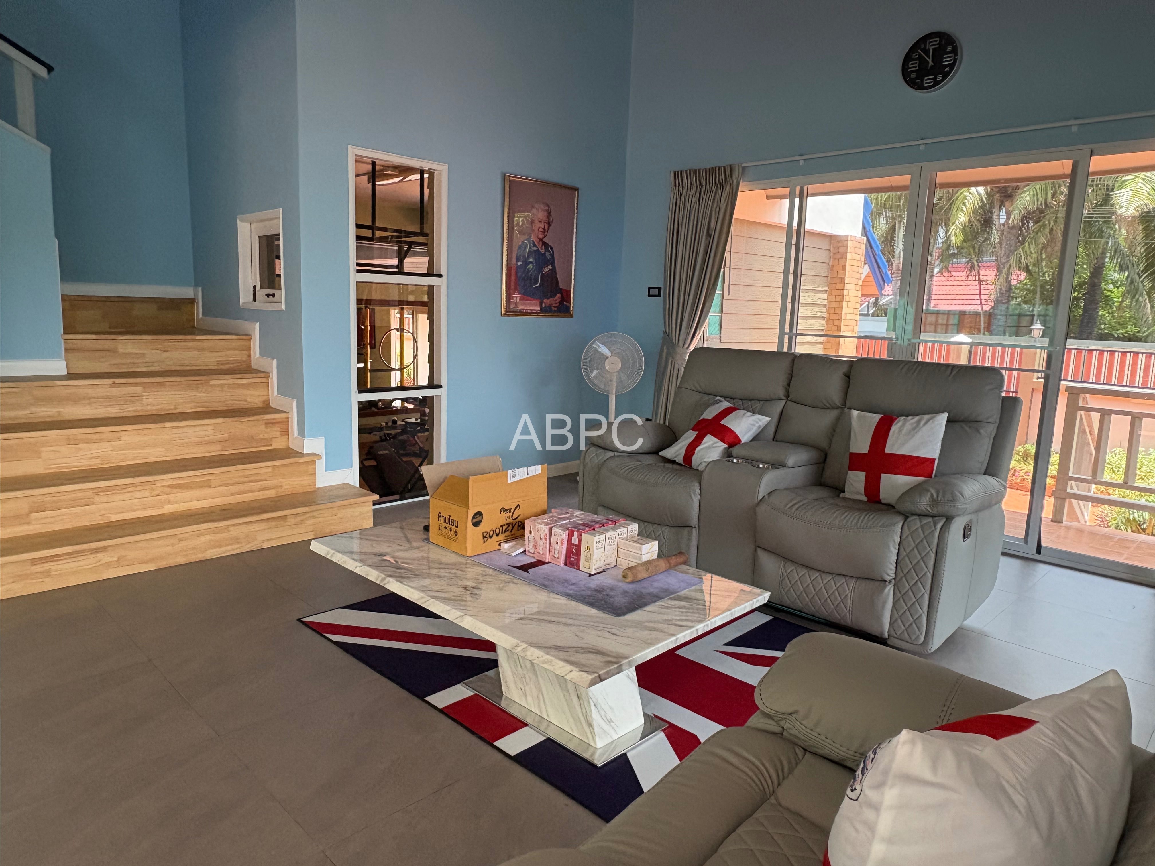 Spacious family home photo 17