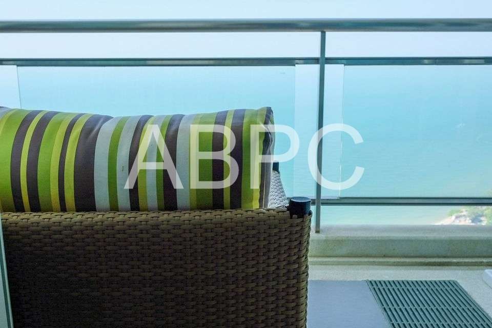 One Bedroom Condo For Sale in Jomtien photo 2