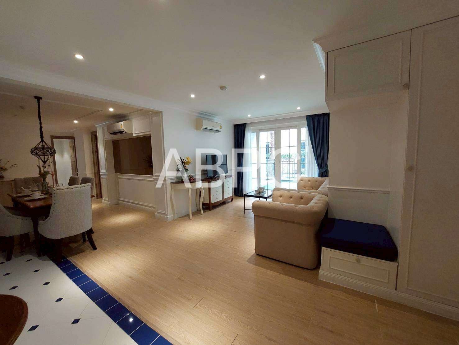Brand New Pool Access 3 Bedrooms 2 Bathrooms in Seven Seas Cote D'Azur (FQ) For Sale