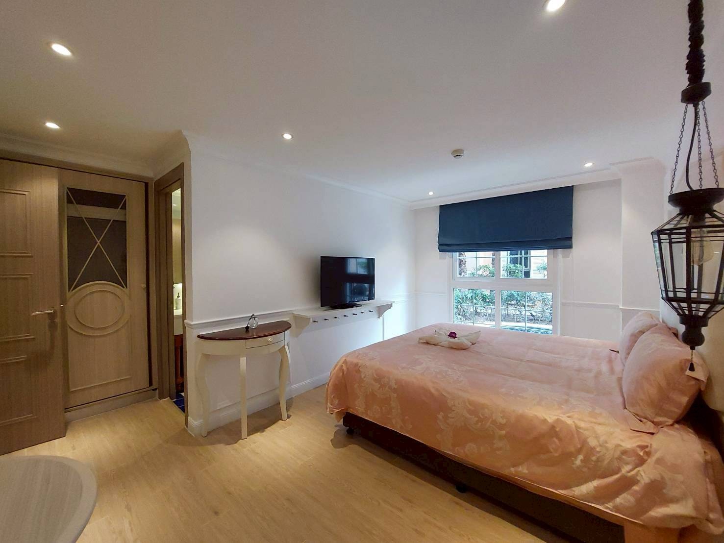 Brand New Pool Access 3 Bedrooms 2 Bathrooms in Seven Seas Cote D'Azur (FQ) For Sale photo 19