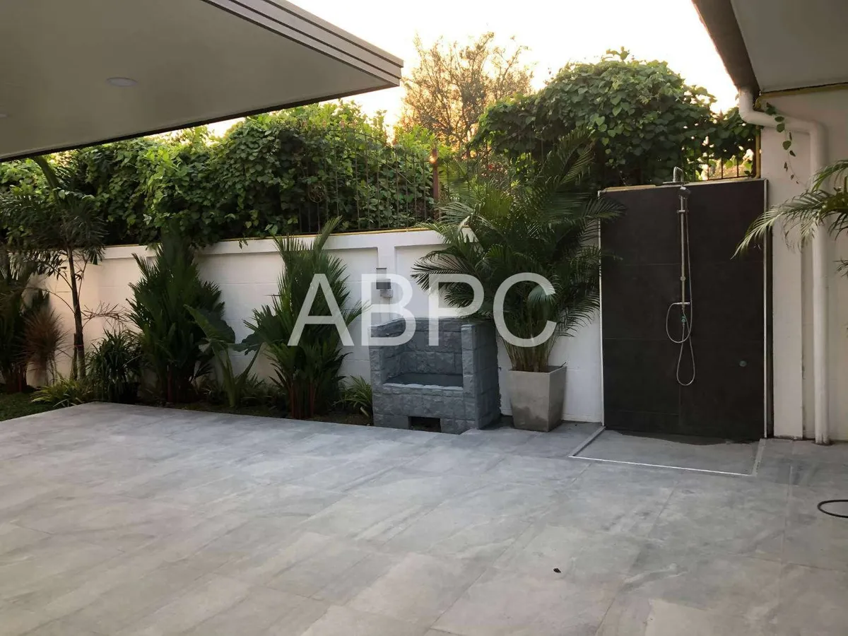 5 Bedroom House For Rent In East Pattaya photo 14