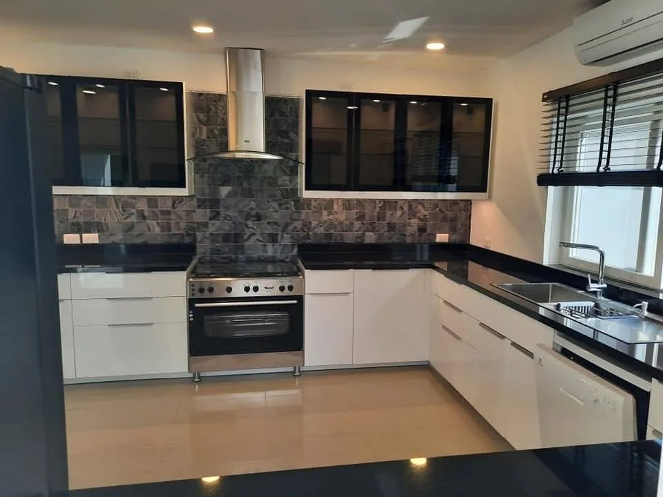 5 Bedroom House For Rent In East Pattaya photo 18