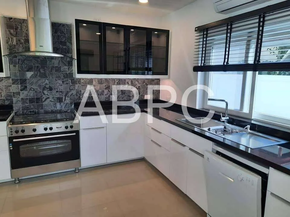 5 Bedroom House For Rent In East Pattaya photo 3