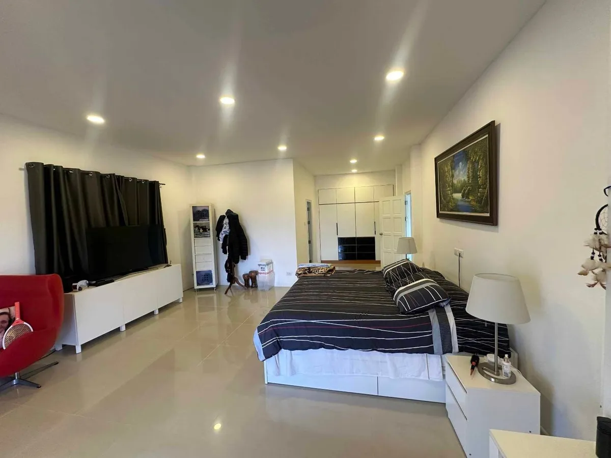 5 Bedroom House For Rent In East Pattaya photo 21
