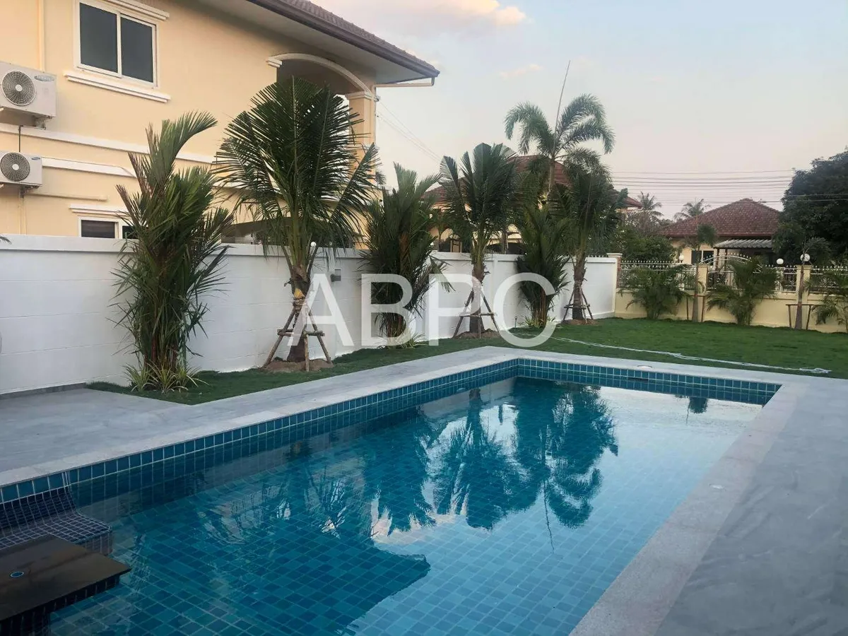 5 Bedroom House For Rent In East Pattaya photo 6