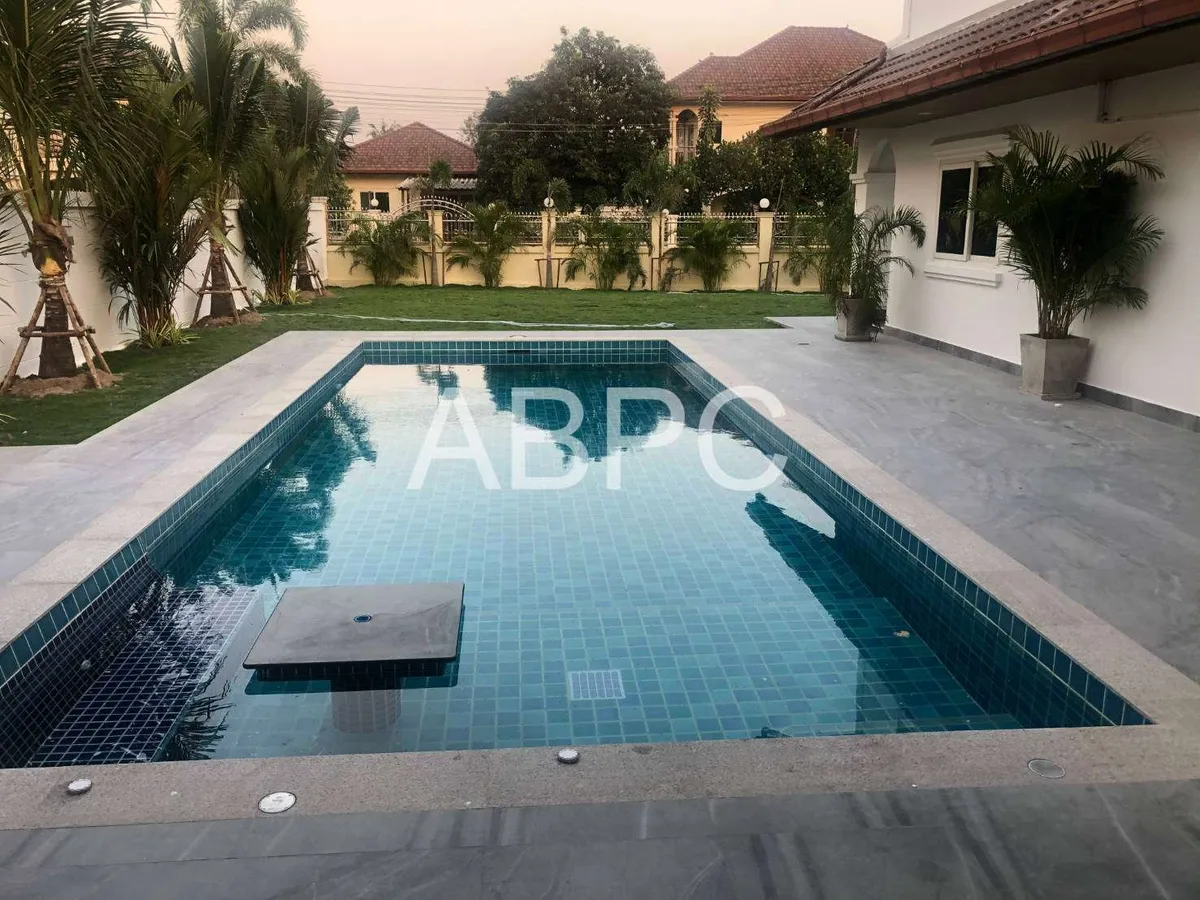 5 Bedroom House For Rent In East Pattaya photo 7