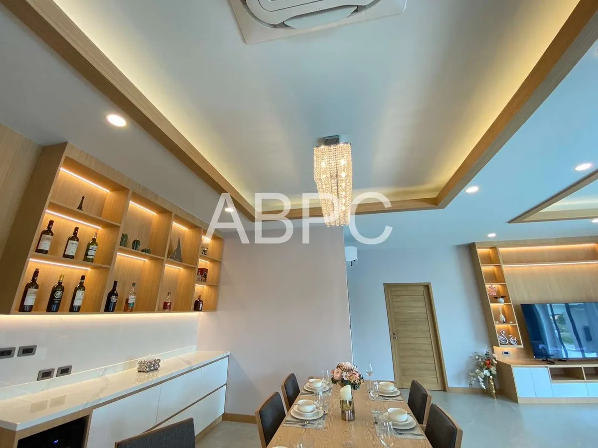 Brand New Modern Style Pool Villa 4 Bedrooms 5 bathrooms in Mabprachan photo 37