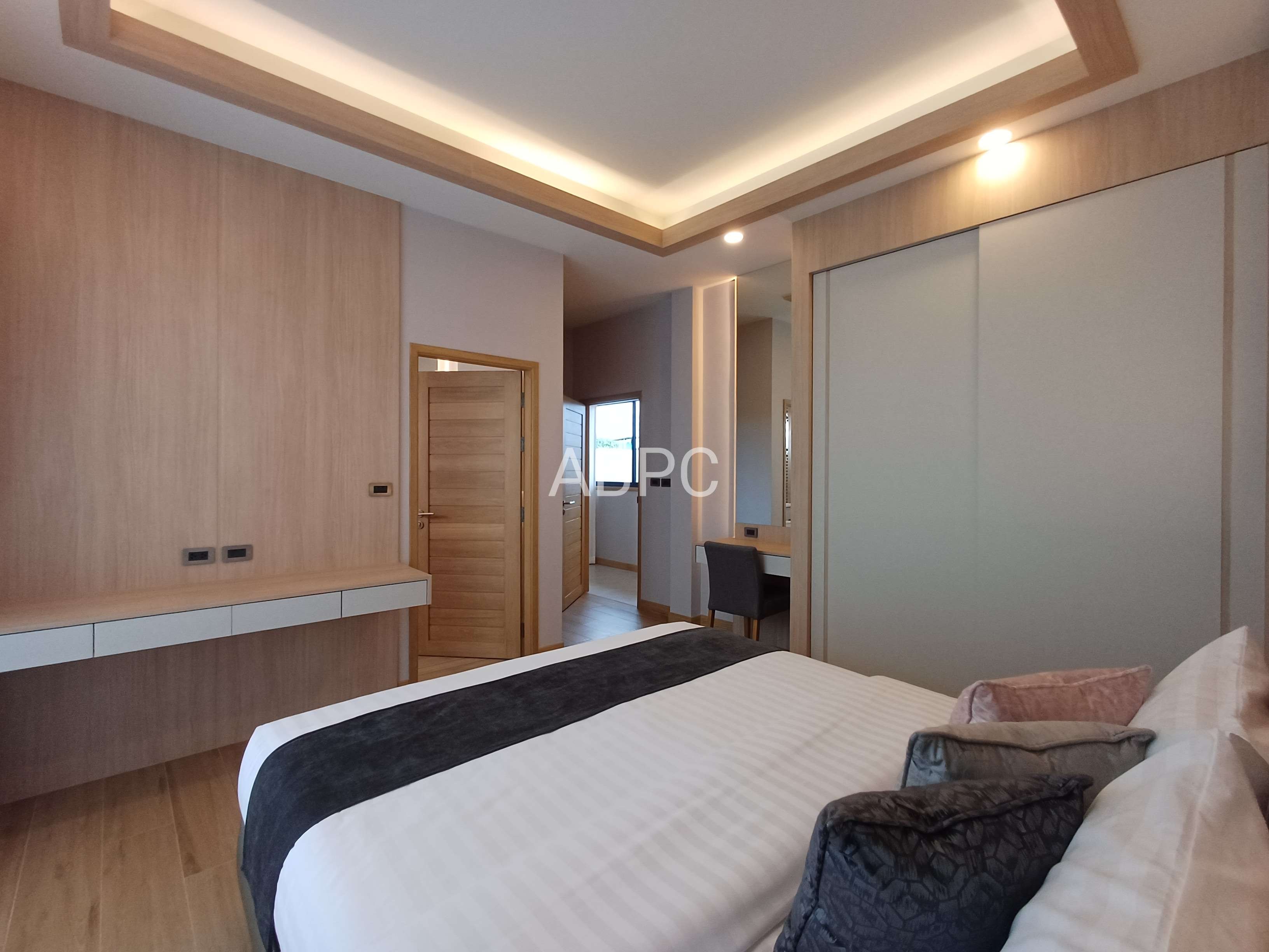 Brand New Modern Style Pool Villa 4 Bedrooms 5 bathrooms in Mabprachan photo 18