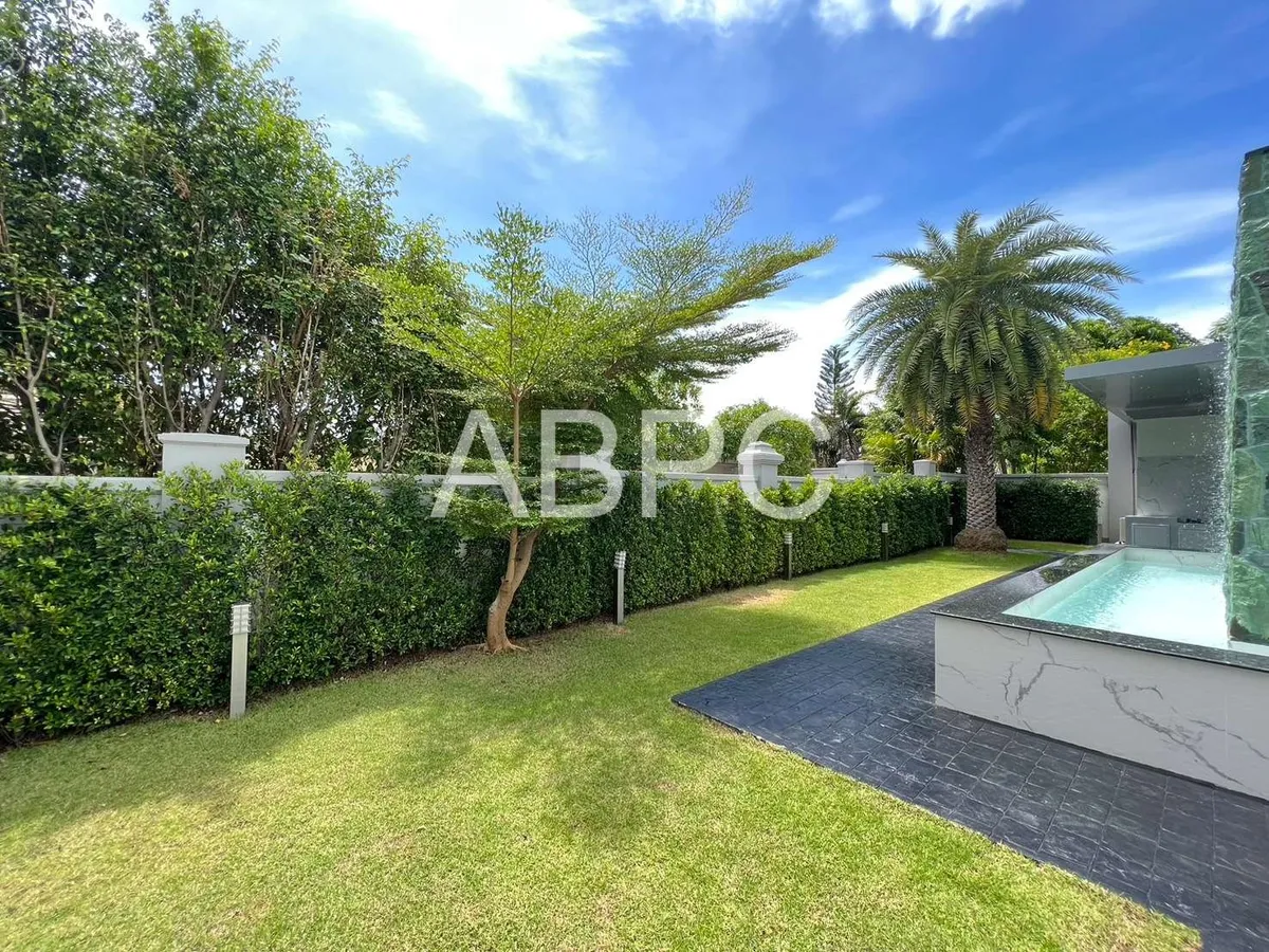 Luxury Pool Villa 4 Bedrooms 5 Bathrooms in Siam Royal Pattya photo 20