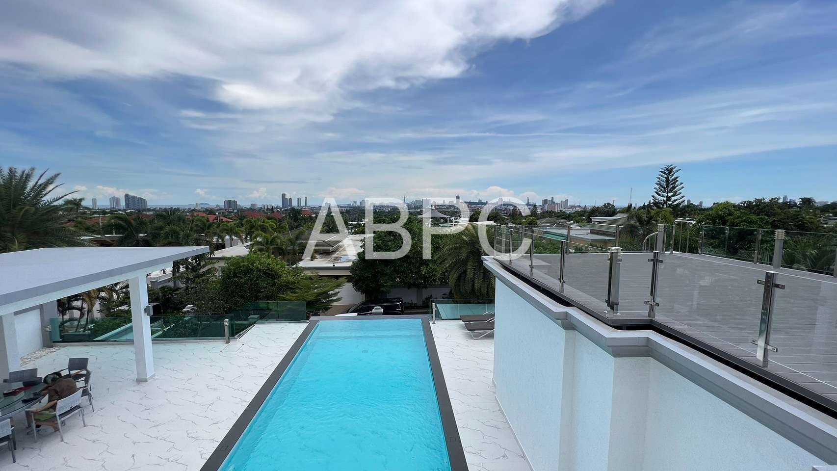 Luxury Pool Villa 4 Bedrooms 5 Bathrooms in Siam Royal Pattya photo 9