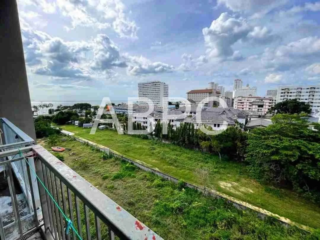 Newly Renovated Ocean View Studio Condo In Jomtien photo 14