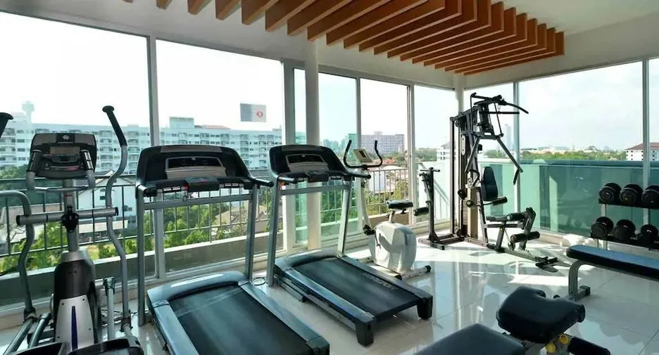 Newly Renovated Ocean View Studio Condo In Jomtien photo 20