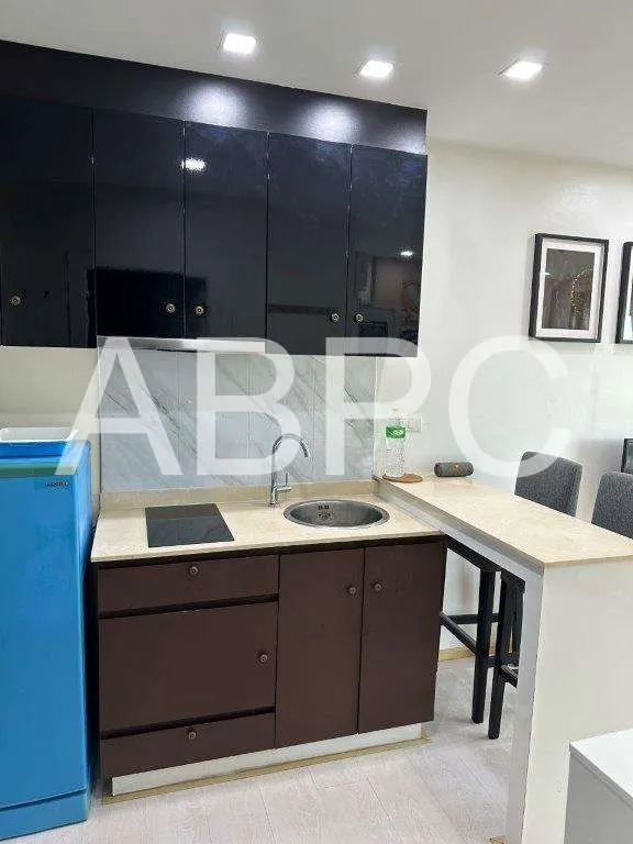 Newly Renovated Ocean View Studio Condo In Jomtien photo 4