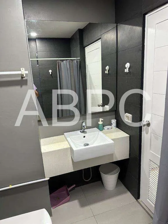 Newly Renovated Ocean View Studio Condo In Jomtien photo 10