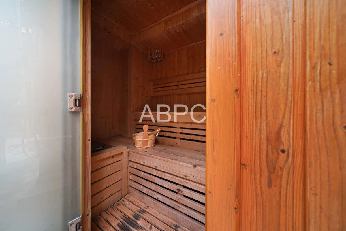 Luxurious pool villa 4 Bedrooms 4 Bathrooms in Na Jomtien photo 16