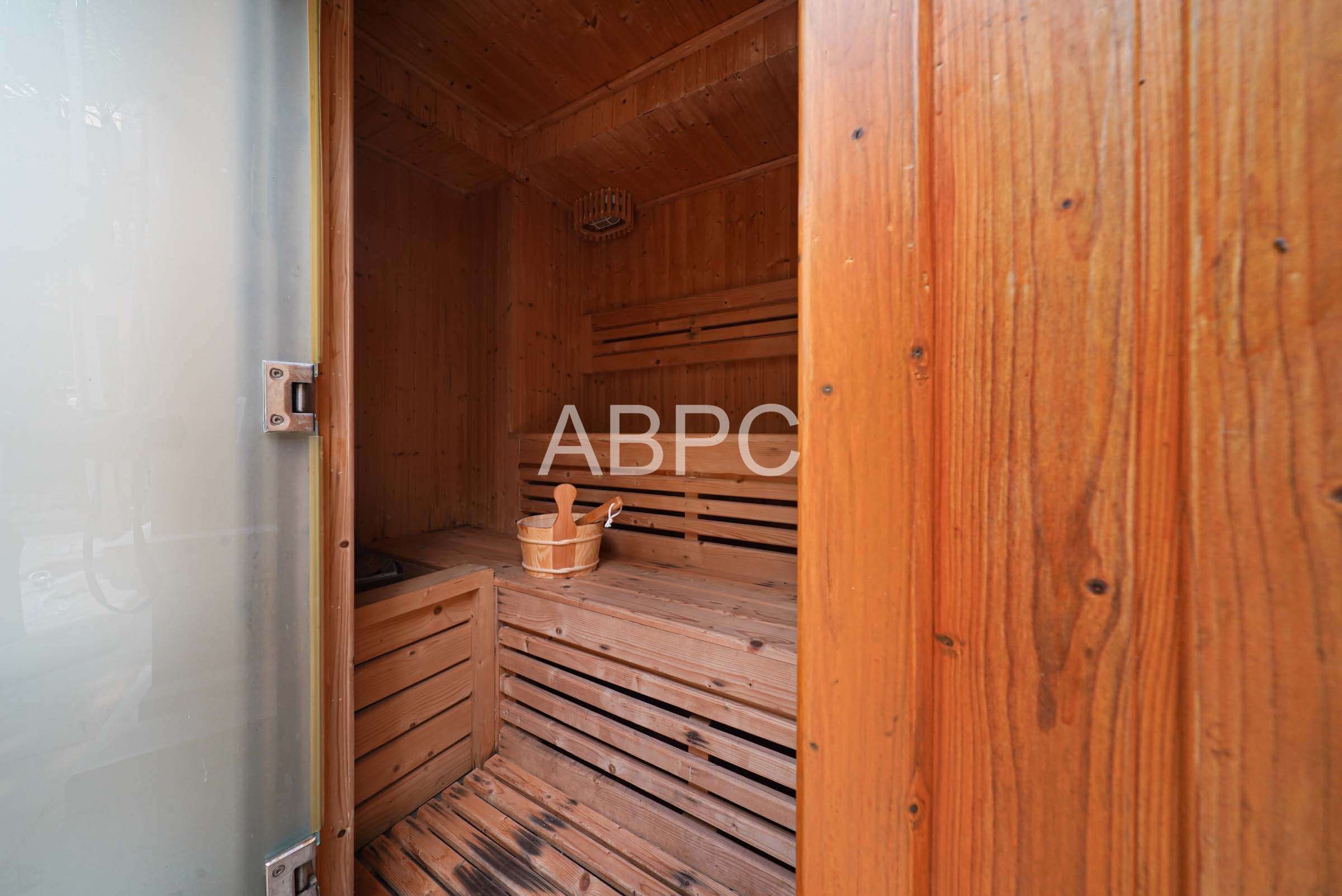 Luxurious pool villa 4 Bedrooms 4 Bathrooms in Na Jomtien photo 17