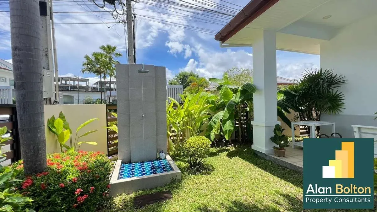 Elegant 3-Bedroom Pool Villa in Exclusive Luxury Village photo 13