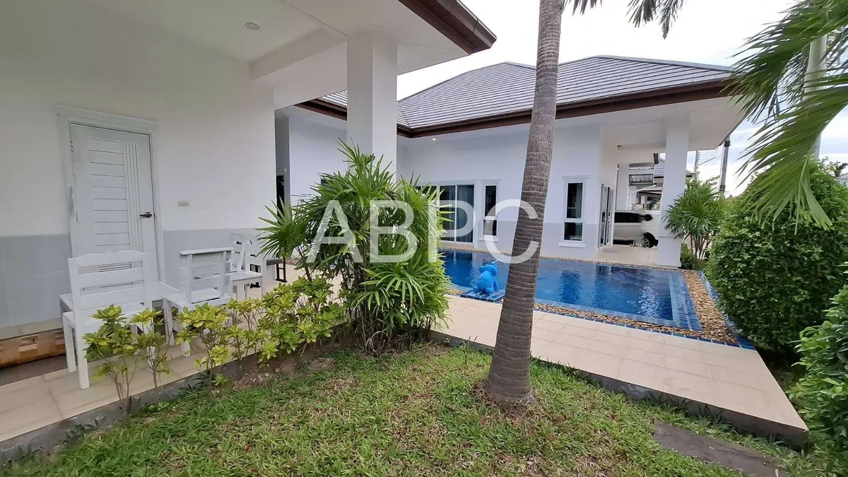 Elegant 3-Bedroom Pool Villa in Exclusive Luxury Village photo 18