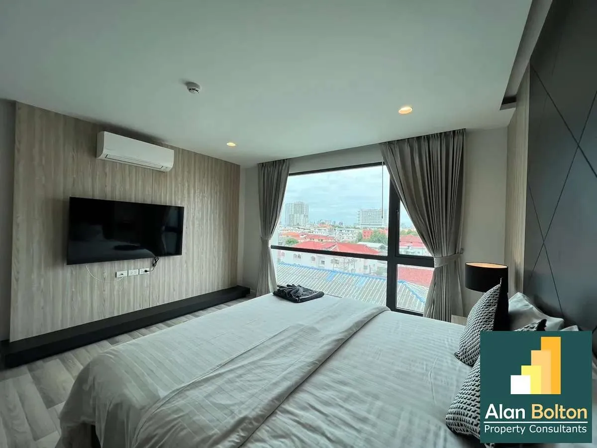 Duplex 2 Floor 2 Bedroom 3 Bathroom in East Pattaya photo 13