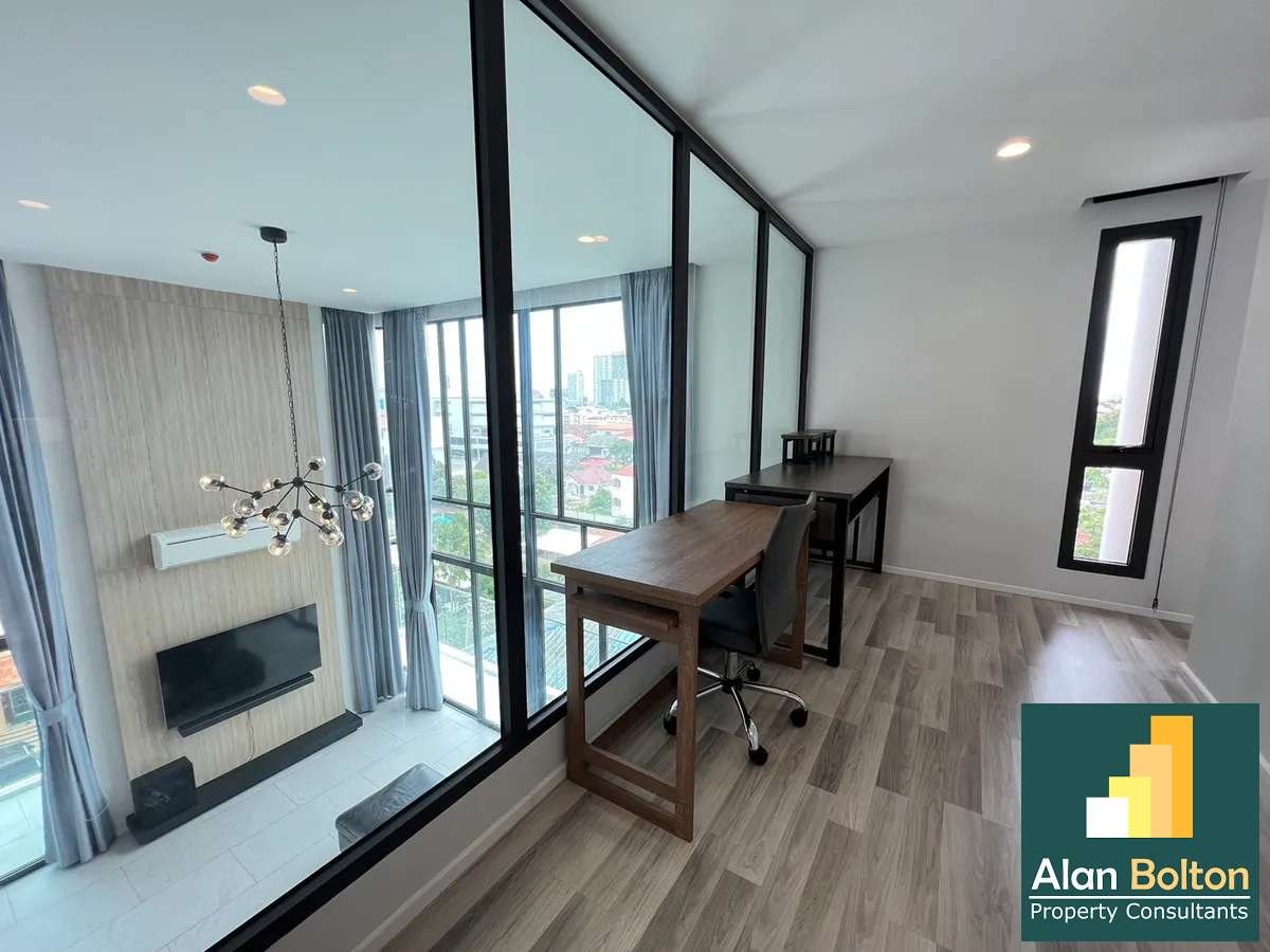 Duplex 2 Floor 2 Bedroom 3 Bathroom  in East Pattaya photo 9